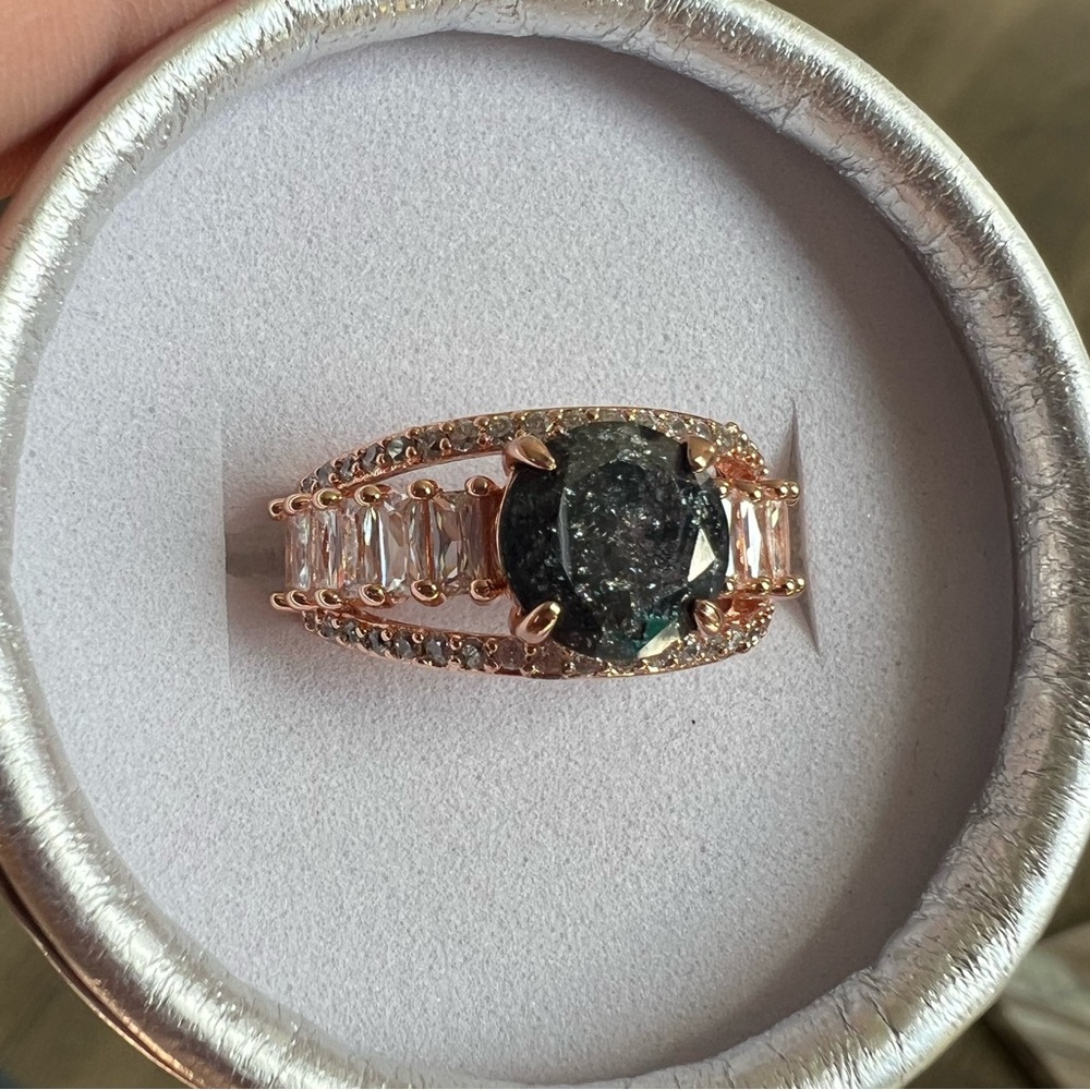 BP ice crystal rose gold ring 7 Cant hold me down